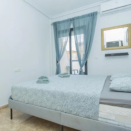 239 Amazing Penthouse Cabo Roig-alicante Apartment *